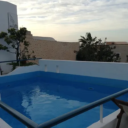 Oias Sunset Hotel apartamentowy
