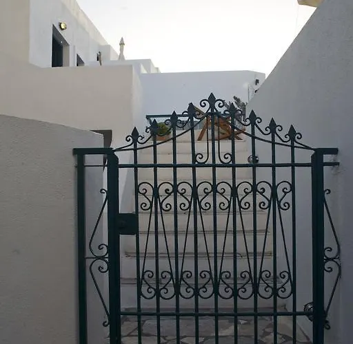 Oias Sunset Apartmanhotel 2*